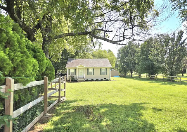 Photo 2 of Single family home for sale at 178 Miranda Rd, Cadiz, KY 42211 | MLS# 3601446 | Listing updated on 2026-09-26