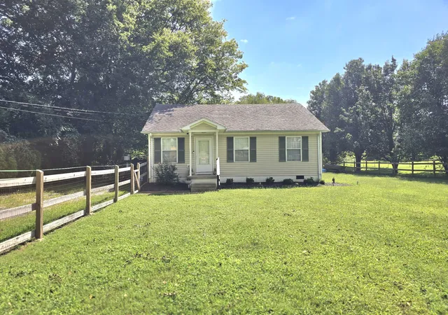 Photo 3 of Single family home for sale at 178 Miranda Rd, Cadiz, KY 42211 | MLS# 3601446 | Listing updated on 2026-09-26