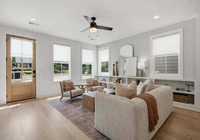 Photo 2 of Single family home for sale at 2411 North 16th St #B, Nashville, TN 37206 | MLS# 3541069 | Listing updated on 2026-10-03