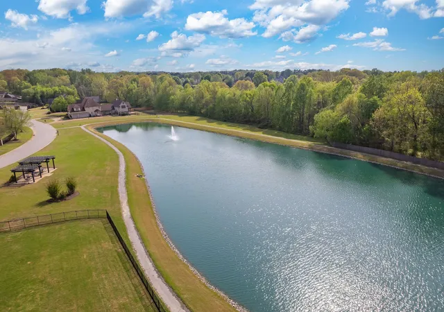 Photo 3 of Single family home for sale at 22 Arbor Ridge Cv, Jackson, TN 38305 | MLS# 3540288 | Listing updated on 2026-09-03