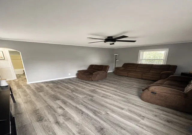 Photo 2 of Single family home for sale at 808 Georgia Ave, Etowah, TN 37331 | MLS# 3543031 | Listing updated on 2026-09-21
