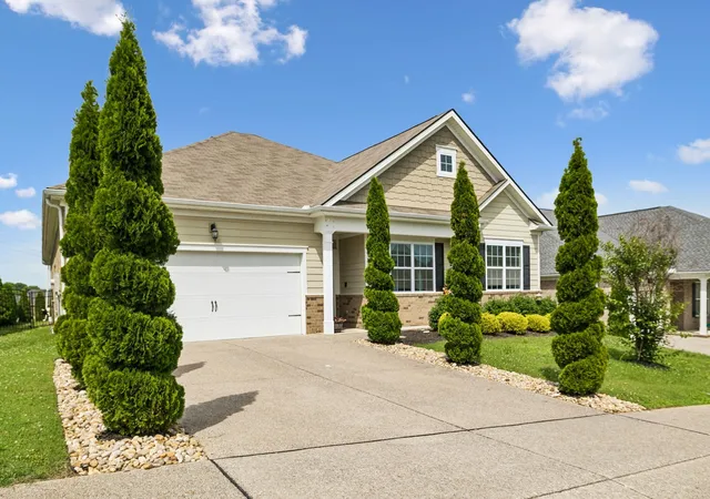 Photo 3 of Single family home for sale at 9003 Lockeland Dr, Spring Hill, TN 37174 | MLS# 3541199 | Listing updated on 2026-09-18