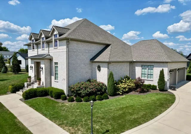 Photo 3 of Single family home for sale at 753 Cousins Ct, Bowling Green, KY 42103 | MLS# 3540997 | Listing updated on 2026-09-08