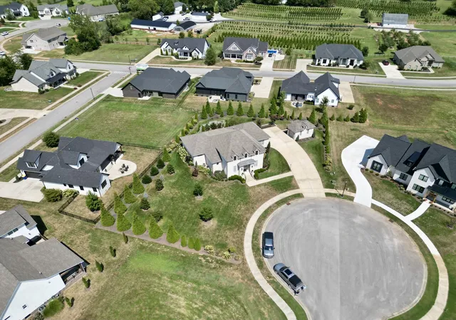 Photo 39 of Single family home for sale at 753 Cousins Ct, Bowling Green, KY 42103 | MLS# 3540997 | Listing updated on 2026-09-08