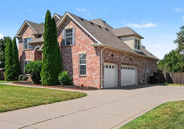 Photo 2 of Single family home for sale at 756 Starpoint Dr, Gallatin, TN 37066 | MLS# 3541218 | Listing updated on 2026-10-07