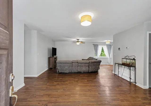 Photo 3 of Single family home for sale at 115 Larkway Dr, Tullahoma, TN 37388 | MLS# 3542643 | Listing updated on 2026-09-05