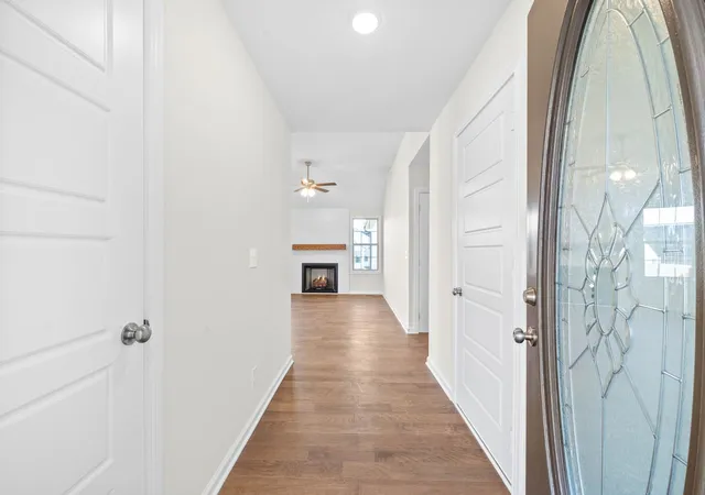 Photo 2 of Single family home for sale at 1498 Hallies Way, Clarksville, TN 37043 | MLS# 3542568 | Listing updated on 2026-09-23