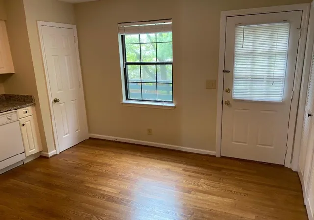 Photo 3 of Townhouse for sale at 704 Fox Ridge Dr, Brentwood, TN 37027 | MLS# 3541359 | Listing updated on 2026-09-08