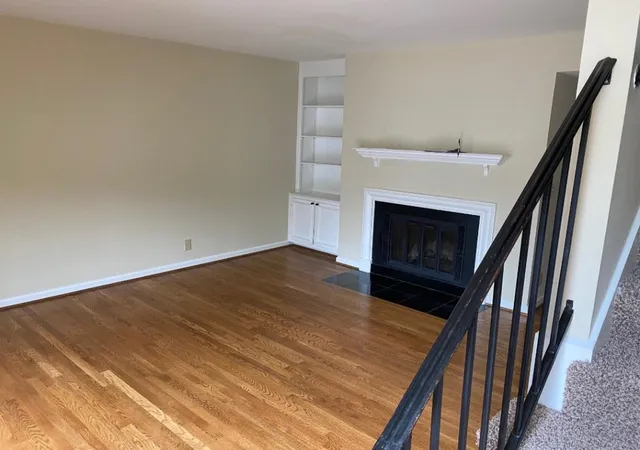 Photo 4 of Townhouse for sale at 704 Fox Ridge Dr, Brentwood, TN 37027 | MLS# 3541359 | Listing updated on 2026-09-08