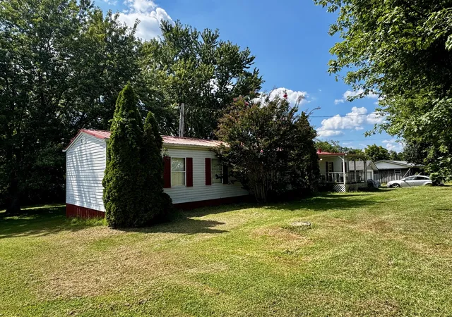 Photo 2 of Manufactured home for sale at 1542 Gainesboro Grade, Cookeville, TN 38501 | MLS# 3540354 | Listing updated on 2026-09-03