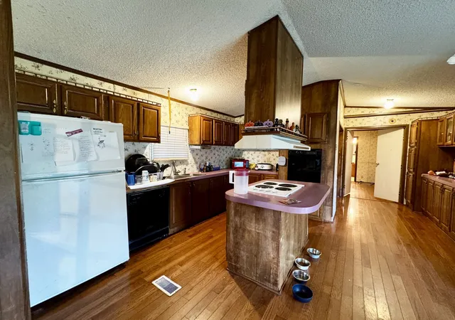 Photo 4 of Manufactured home for sale at 1542 Gainesboro Grade, Cookeville, TN 38501 | MLS# 3540354 | Listing updated on 2026-09-03