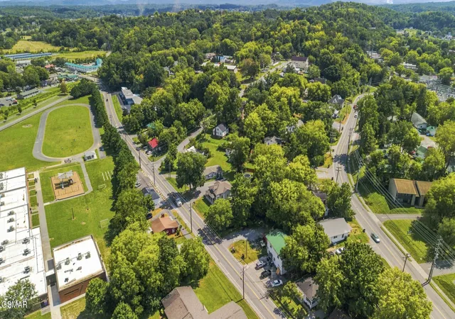 Photo 3 of Sale Pending at 416 Eastgate Rd, Sevierville, TN 37862 | MLS# 3540358 | Listing updated on 2026-09-19