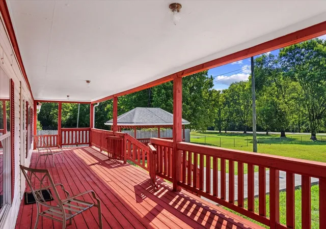 Photo 3 of Manufactured home for sale at 1404 Little Pond Crk Rd, Pegram, TN 37143 | MLS# 3545097 | Listing updated on 2026-10-09