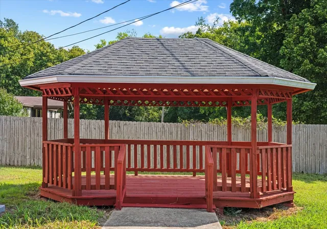 Photo 3 of Manufactured home for sale at 1404 Little Pond Crk Rd, Pegram, TN 37143 | MLS# 3545097 | Listing updated on 2026-10-09