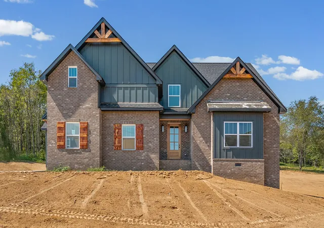 Photo 1 of Single family home for sale at 1912 Muddy Branch Rd, Clarksville, TN 37043 | MLS# 3594112 | Listing updated on 2026-10-07