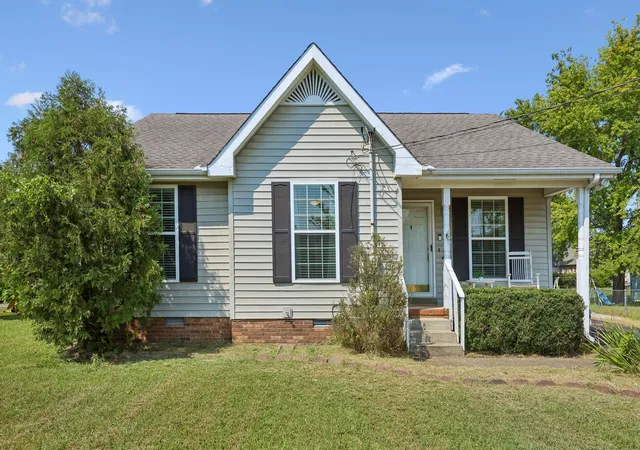 Single family home for sale at 1316 Raden Dr, Lebanon, TN 37087 | MLS# 3542830