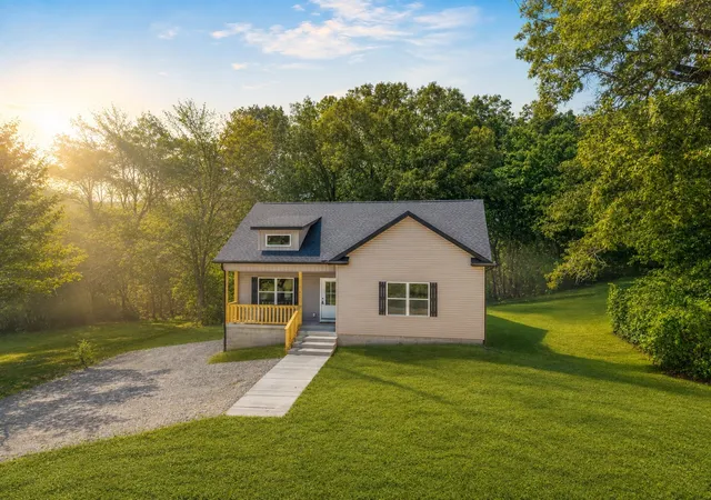 Photo 1 of Single family home for sale at 317 Lewis Holw Rd, Dickson, TN 37055 | MLS# 3541174 | Listing updated on 2026-09-03