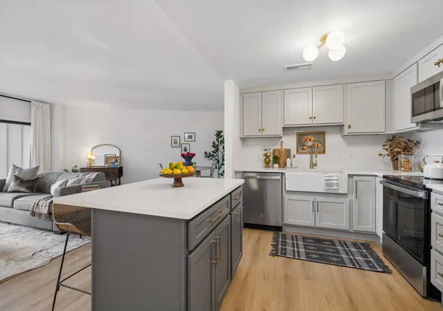 Photo 3 of Condo for sale at 6666 Brookmont Ter #306, Nashville, TN 37205 | MLS# 3541231 | Listing updated on 2026-09-05