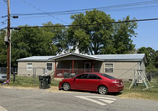 Photo 1 of Manufactured home for sale at 1509 East 49th St, Chattanooga, TN 37407 | MLS# 3541131 | Listing updated on 2026-09-03