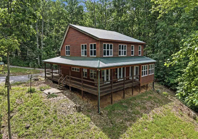 Single family home for sale at 705 N Campbell Rd, Altamont, TN 37301 | MLS# 3592408