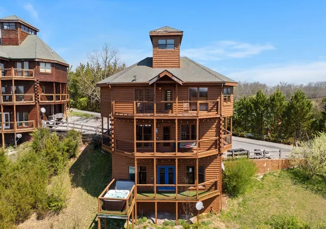 Photo 1 of Single family home for sale at 2083 Kerr Rd, Sevierville, TN 37876 | MLS# 3541558 | Listing updated on 2026-10-30