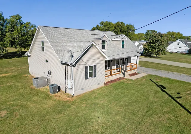 Photo 2 of Single family home for sale at 222 Hayden Ct, Murfreesboro, TN 37129 | MLS# 3626197 | Listing updated on 2026-10-29