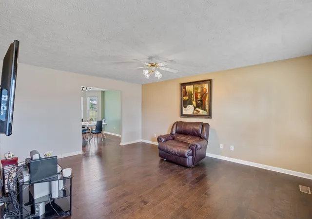 Photo 4 of Single family home for sale at 222 Hayden Ct, Murfreesboro, TN 37129 | MLS# 3626197 | Listing updated on 2026-10-29