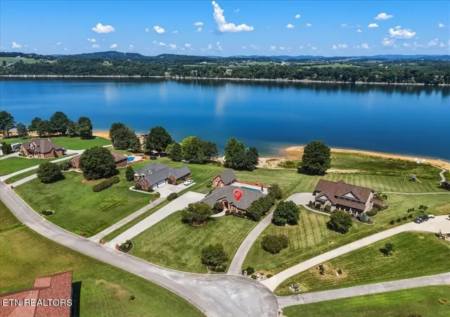 Photo 3 of Single family home for sale at 2360 Wild Pear Tr, Dandridge, TN 37725 | MLS# 3541212 | Listing updated on 2026-09-07