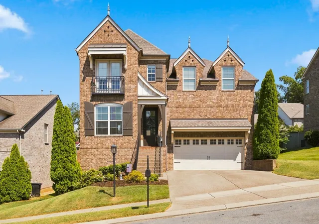 Single family home for sale at 139 Cobbler Cir, Hendersonville, TN 37075 | MLS# 3541234