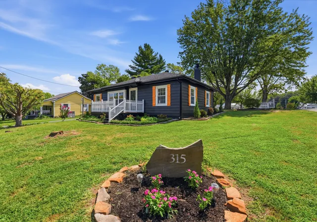 Photo 2 of Single family home for sale at 315 Old Morrison Rd, Mc Minnville, TN 37110 | MLS# 3541247 | Listing updated on 2026-09-08