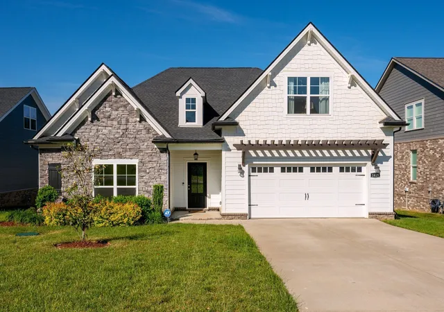Photo 1 of Single family home for sale at 1418 Proprietors Pl, Murfreesboro, TN 37128 | MLS# 3541246 | Listing updated on 2026-09-04