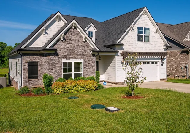 Photo 2 of Single family home for sale at 1418 Proprietors Pl, Murfreesboro, TN 37128 | MLS# 3541246 | Listing updated on 2026-09-04