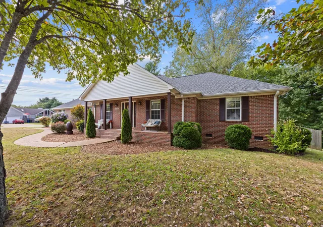 Photo 3 of Single family home for sale at 1508 Creekstone Dr, Columbia, TN 38401 | MLS# 3545781 | Listing updated on 2026-09-13