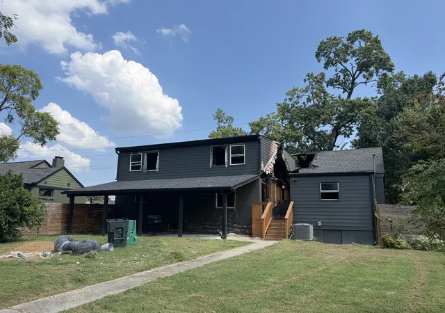 Photo 4 of Single family home for sale at 1606 Stratford Ave, Nashville, TN 37216 | MLS# 3541402 | Listing updated on 2026-09-08