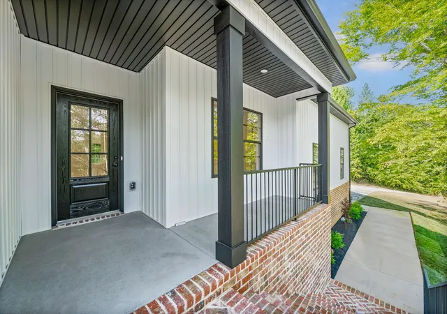 Photo 2 of Single family home for sale at 2687 Palmyra Rd, Palmyra, TN 37142 | MLS# 3542408 | Listing updated on 2026-09-26