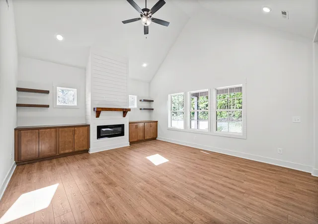 Photo 3 of Single family home for sale at 2687 Palmyra Rd, Palmyra, TN 37142 | MLS# 3542408 | Listing updated on 2026-09-26