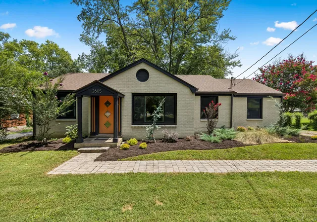 Photo 1 of Single family home for sale at 2605 Brittany Ct, Nashville, TN 37206 | MLS# 3541459 | Listing updated on 2026-10-04