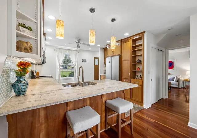 Photo 3 of Single family home for sale at 437 Annex Ave, Nashville, TN 37209 | MLS# 3541460 | Listing updated on 2026-09-17