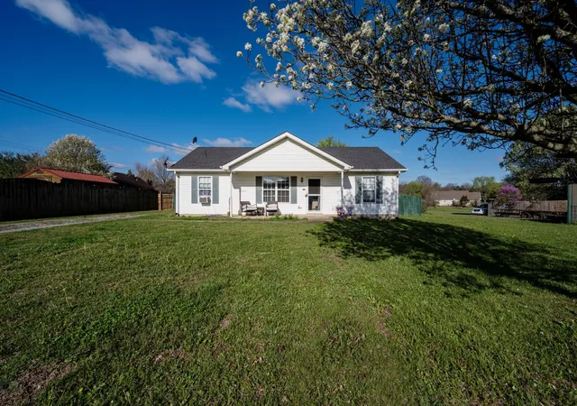 Photo 1 of Single family home for sale at 107 Antler Dr, Murfreesboro, TN 37130 | MLS# 3542518 | Listing updated on 2026-09-05