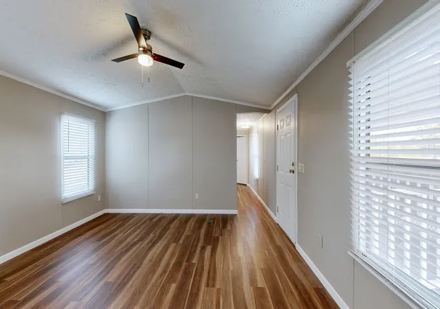 Photo 4 of Manufactured home for sale at 165 Cartwright Rd, Shelbyville, TN 37160 | MLS# 3541381 | Listing updated on 2026-09-04
