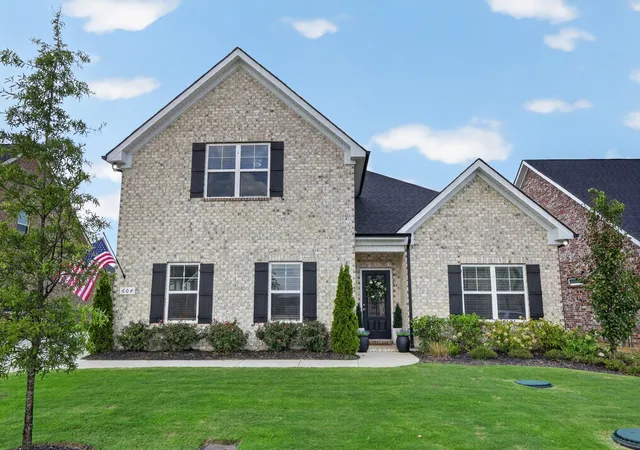 Photo 2 of Single family home for sale at 604 Hawkeye Ct, Eagleville, TN 37060 | MLS# 3542555 | Listing updated on 2026-09-24