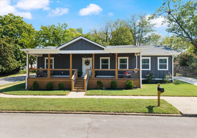 Photo 2 of Single family home for sale at 1601 Overton St, Old Hickory, TN 37138 | MLS# 3541548 | Listing updated on 2026-09-08