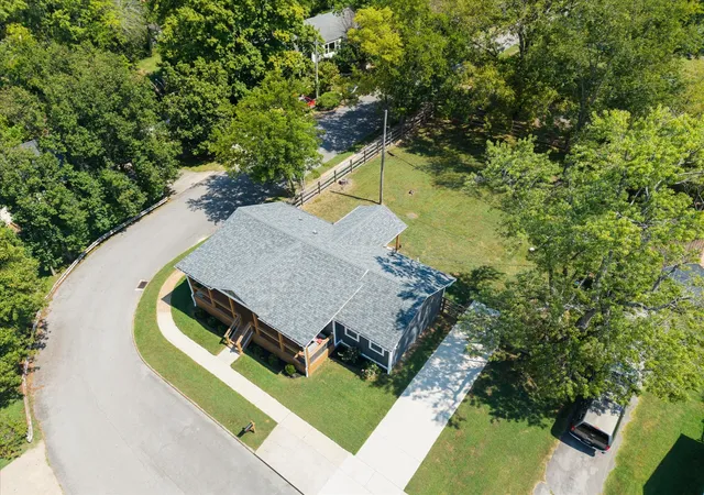 Photo 3 of Single family home for sale at 1601 Overton St, Old Hickory, TN 37138 | MLS# 3541548 | Listing updated on 2026-09-08