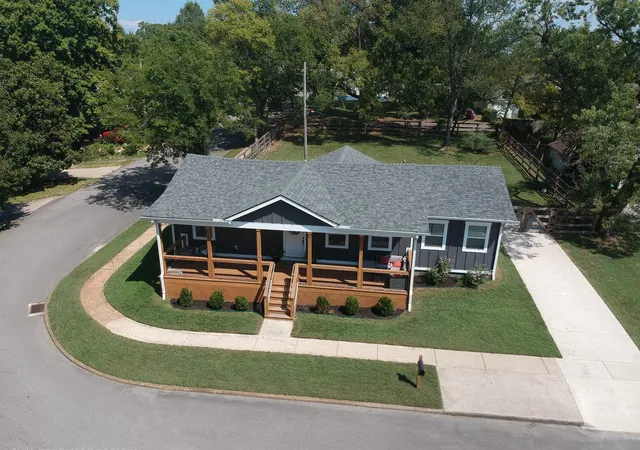 Photo 4 of Single family home for sale at 1601 Overton St, Old Hickory, TN 37138 | MLS# 3541548 | Listing updated on 2026-09-08