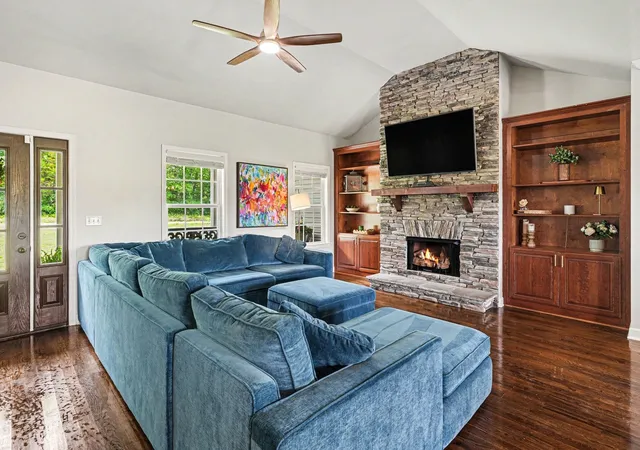 Photo 3 of Single family home for sale at 948 Goslin Branch Rd, Burns, TN 37029 | MLS# 3542706 | Listing updated on 2026-09-29