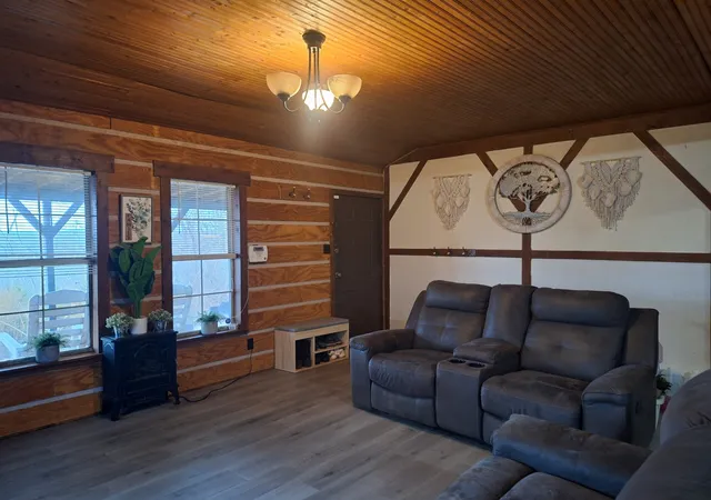 Photo 4 of Single family home for sale at 199 Dixon Ln, Waynesboro, TN 38485 | MLS# 3541599 | Listing updated on 2026-09-20
