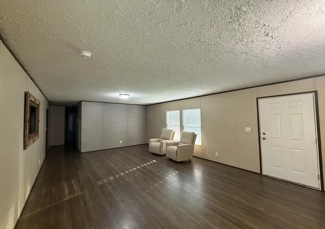 Photo 4 of Manufactured home for sale at 36 Green Ln, Paris, TN 38242 | MLS# 3541438 | Listing updated on 2026-09-04