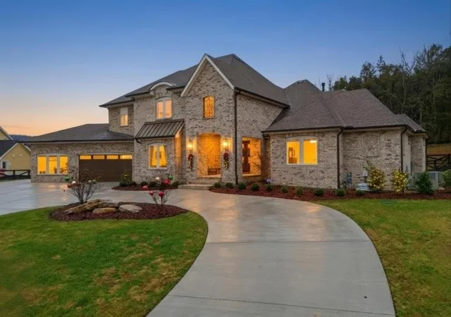 Photo 1 of Single family home for sale at 7209 Bonterra Ct, Franklin, TN 37064 | MLS# 3547910 | Listing updated on 2026-10-06