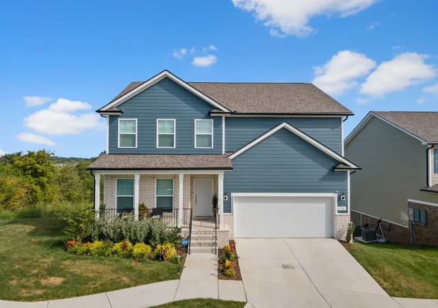Photo 2 of Single family home for sale at 226 Oasis Dr, La Vergne, TN 37086 | MLS# 3541467 | Listing updated on 2026-09-16