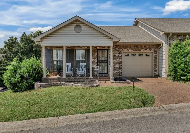 Photo 3 of Condo for sale at 1818 Memorial Dr #21, Clarksville, TN 37043 | MLS# 3542653 | Listing updated on 2026-09-07